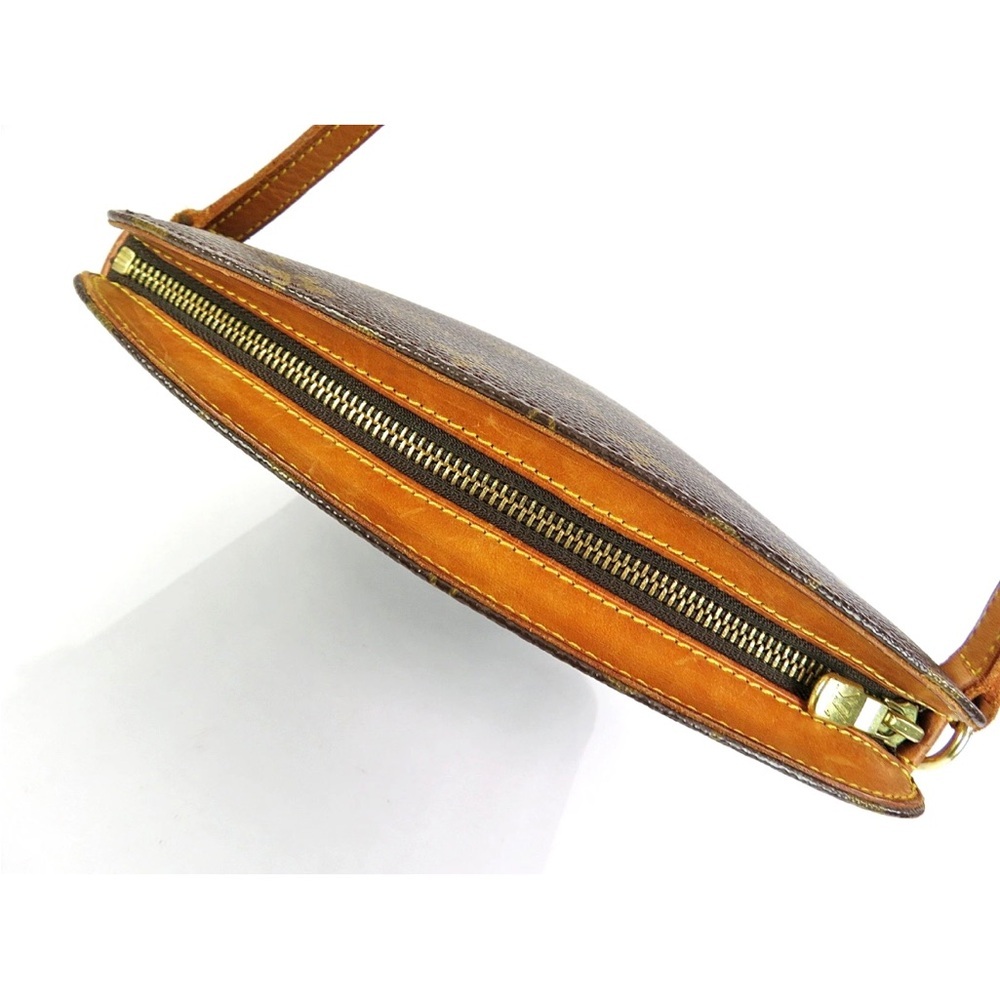 Louis Vuitton Classic Monogram Tan Crossbody Bag - Picture 8 of 13